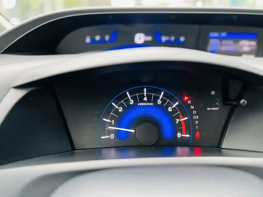Honda Civic — миниатюра 12