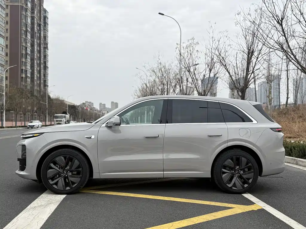 Li Auto IDEAL L6
