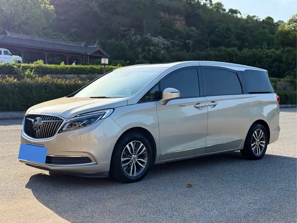 Buick GL8 2017
