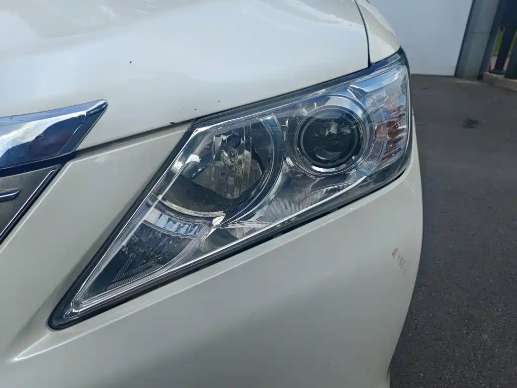 Toyota Camry — миниатюра 16