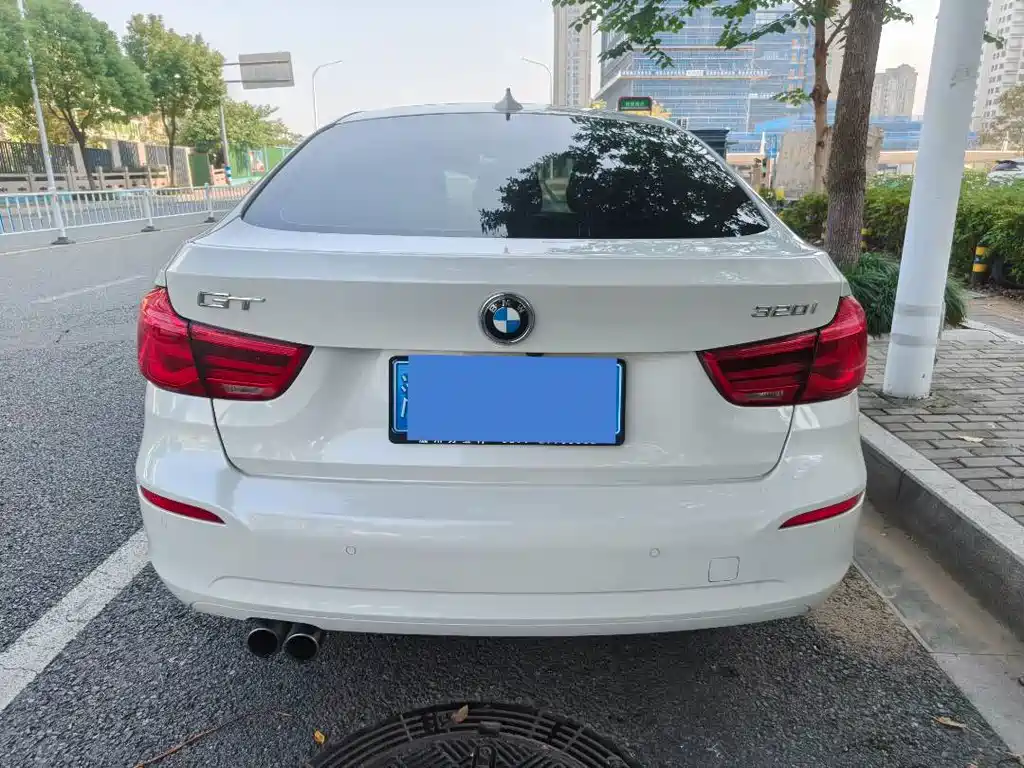 BMW 3 Series GT — миниатюра 4
