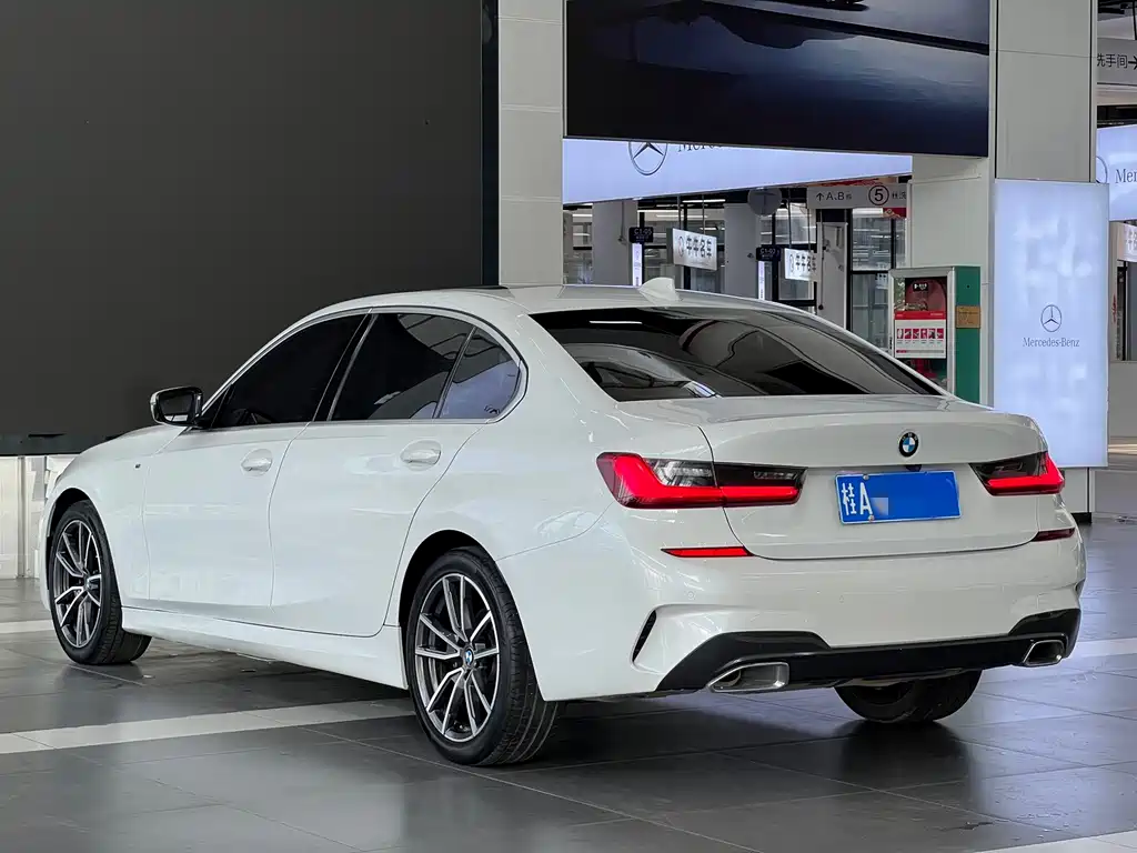 BMW 3 Series — миниатюра 16