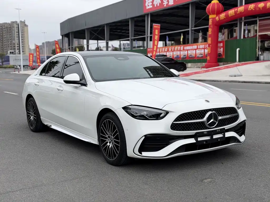 Mercedes-Benz C-Class — миниатюра 2