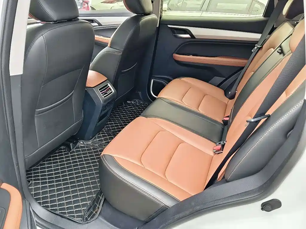 Geely Vision X6 — миниатюра 11