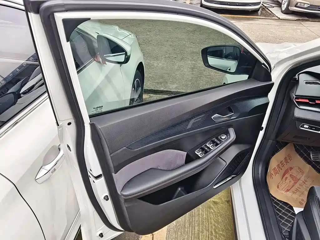 Geely Binrui — миниатюра 12