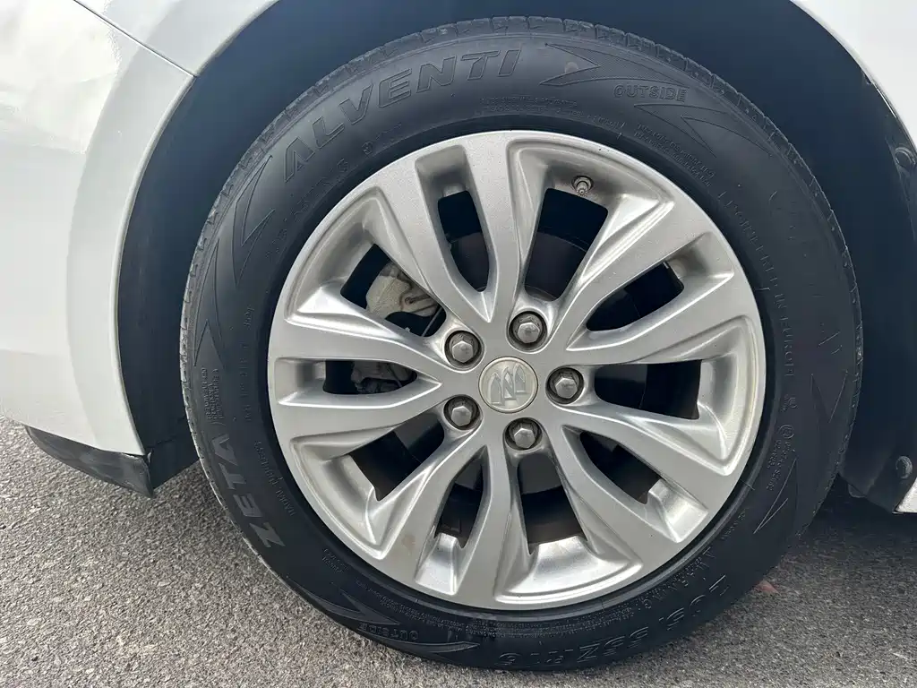 Buick Excelle — миниатюра 17