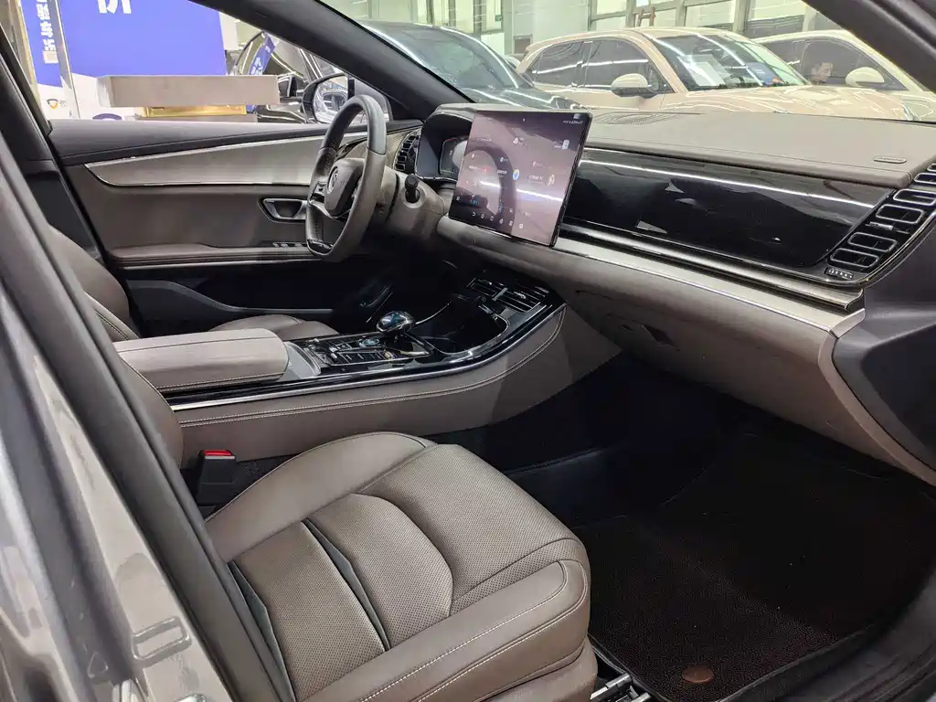 BYD Han — миниатюра 10