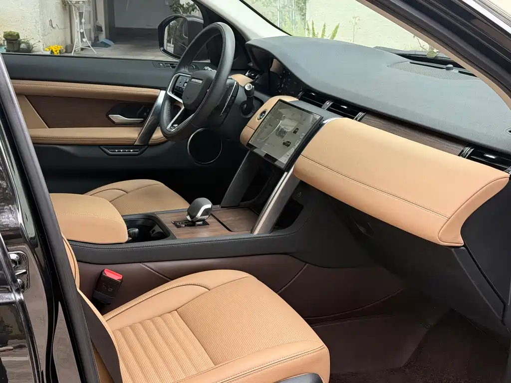 Land Rover Discovery Sport — миниатюра 14
