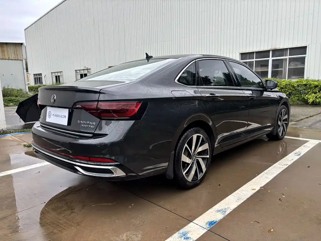 Volkswagen Sagitar — миниатюра 15