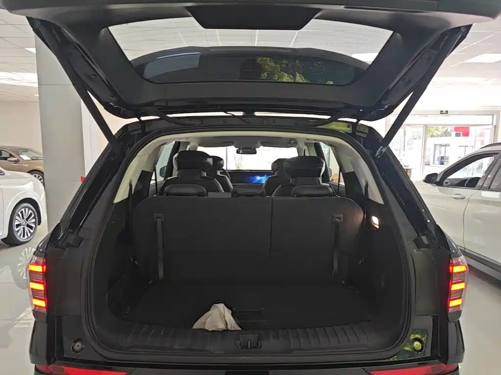 Ford Edge — миниатюра 19