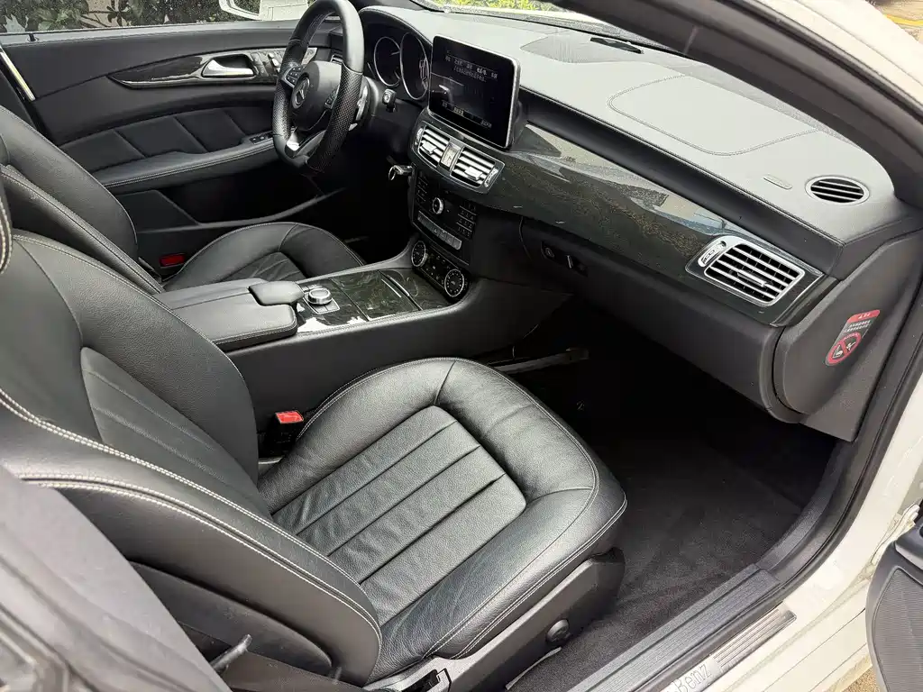 Mercedes-Benz CLS — миниатюра 6