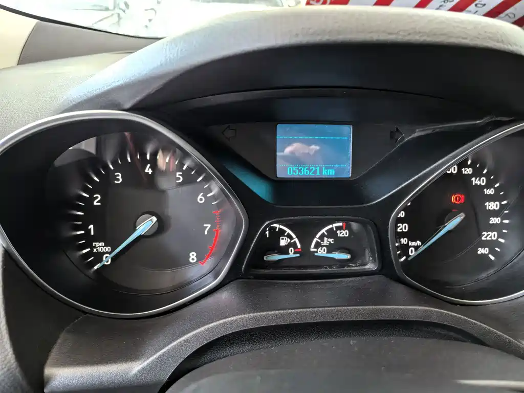 Ford Kuga — миниатюра 10
