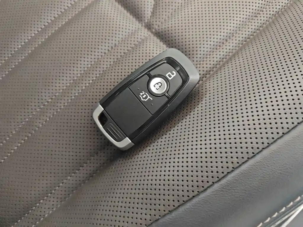 Ford Edge — миниатюра 9