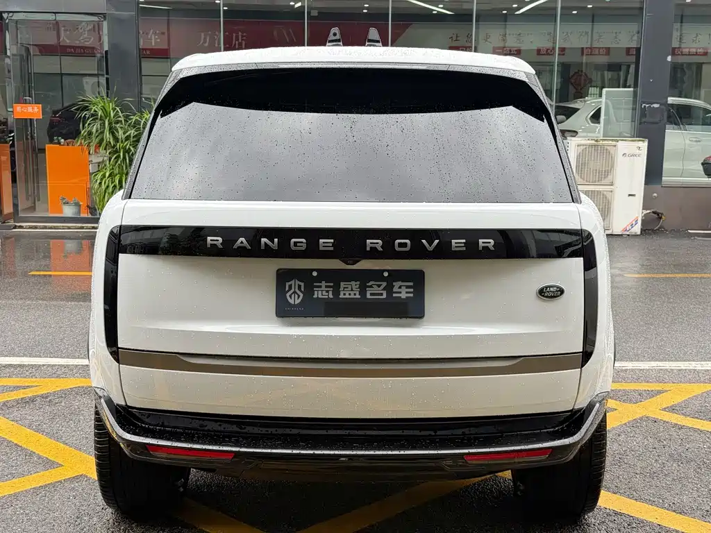 Land Rover Range Rover — миниатюра 6