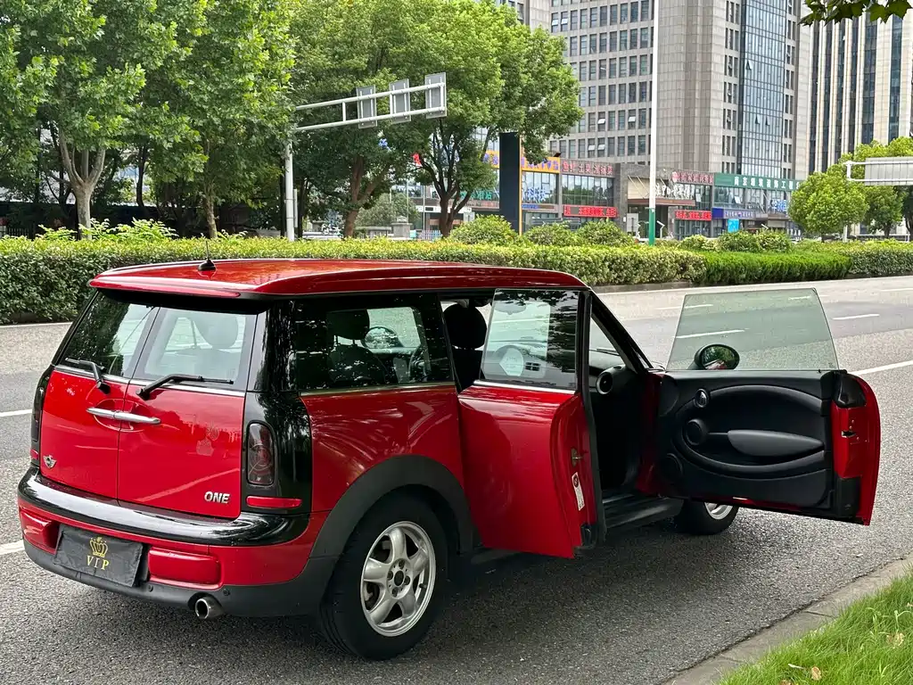 MINI Mini Clubman — миниатюра 10