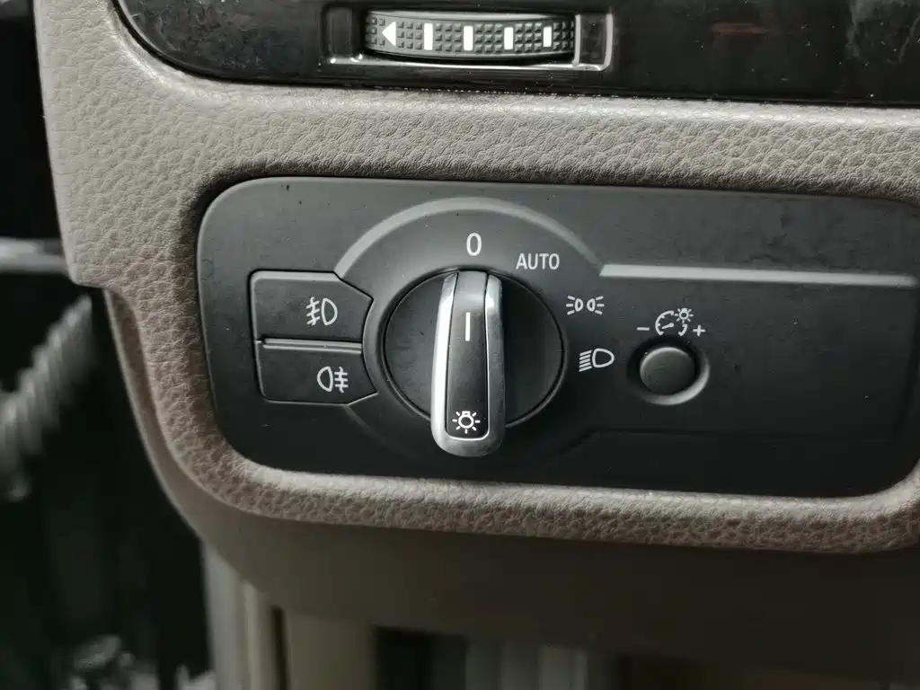 Volkswagen Touareg — миниатюра 21