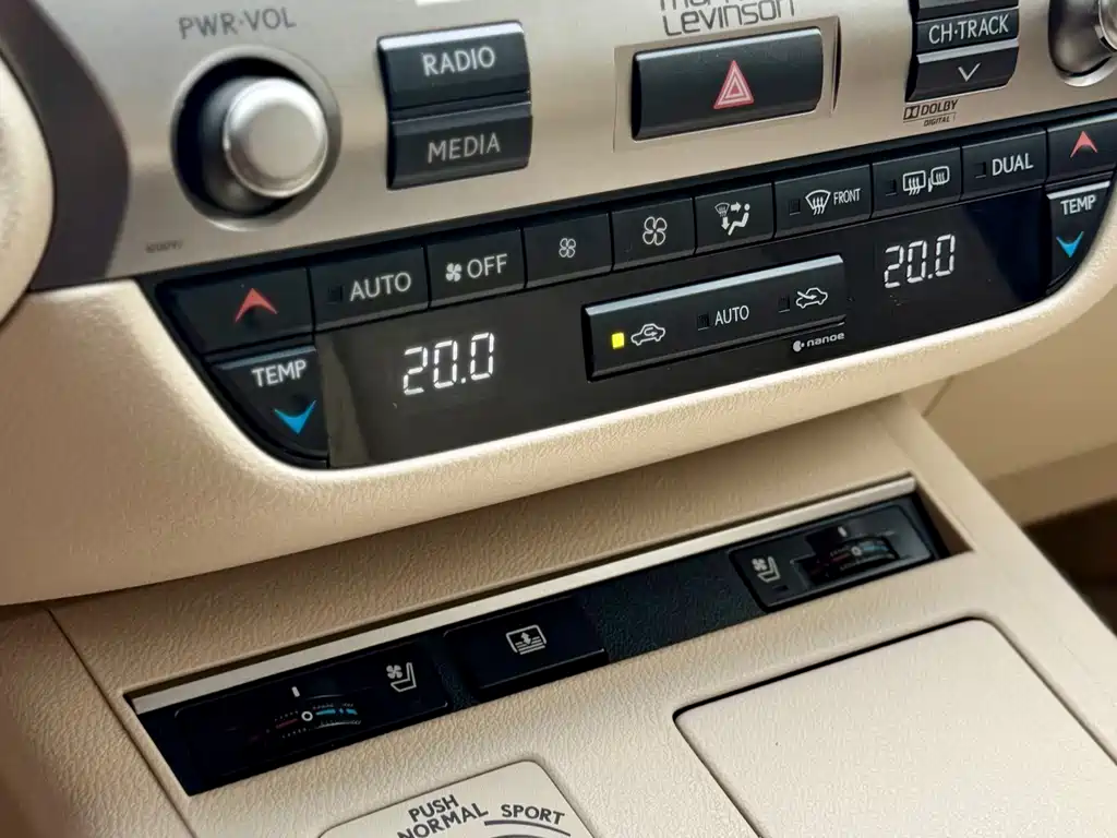 Lexus ES — миниатюра 18