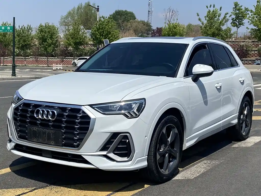 Audi Q3 2021