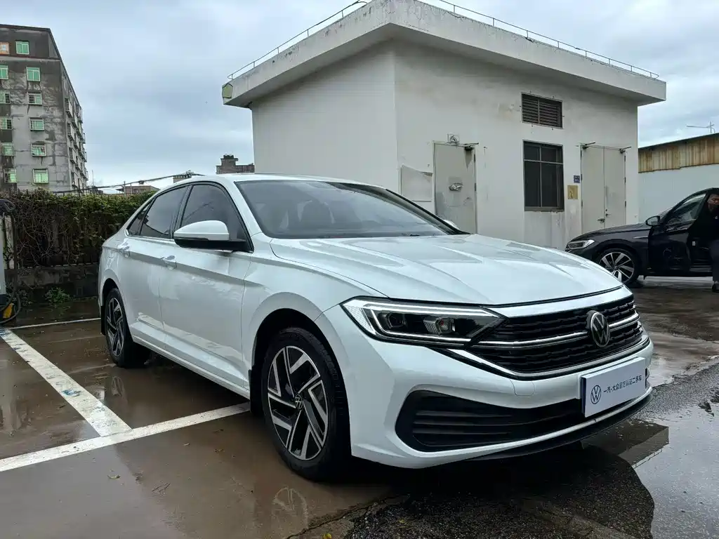 Volkswagen Sagitar — миниатюра 3