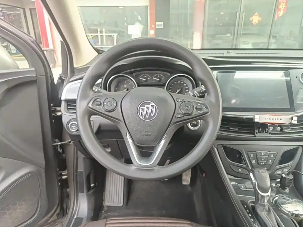 Buick Envision Plus — миниатюра 11