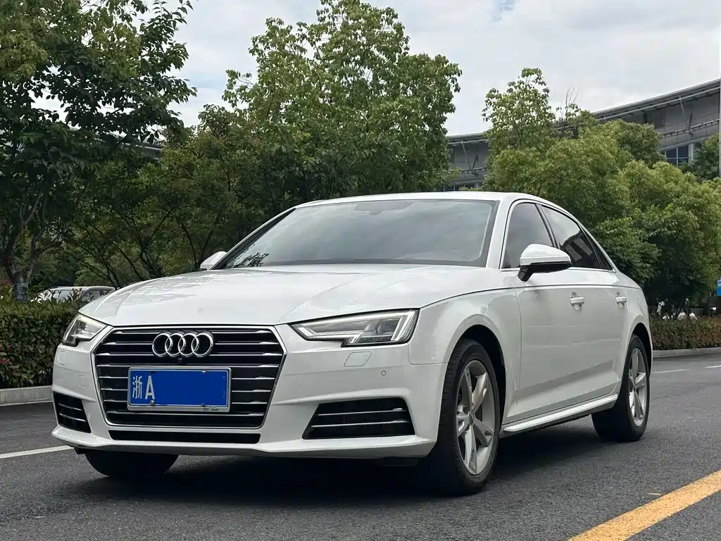 Audi A4L 2017