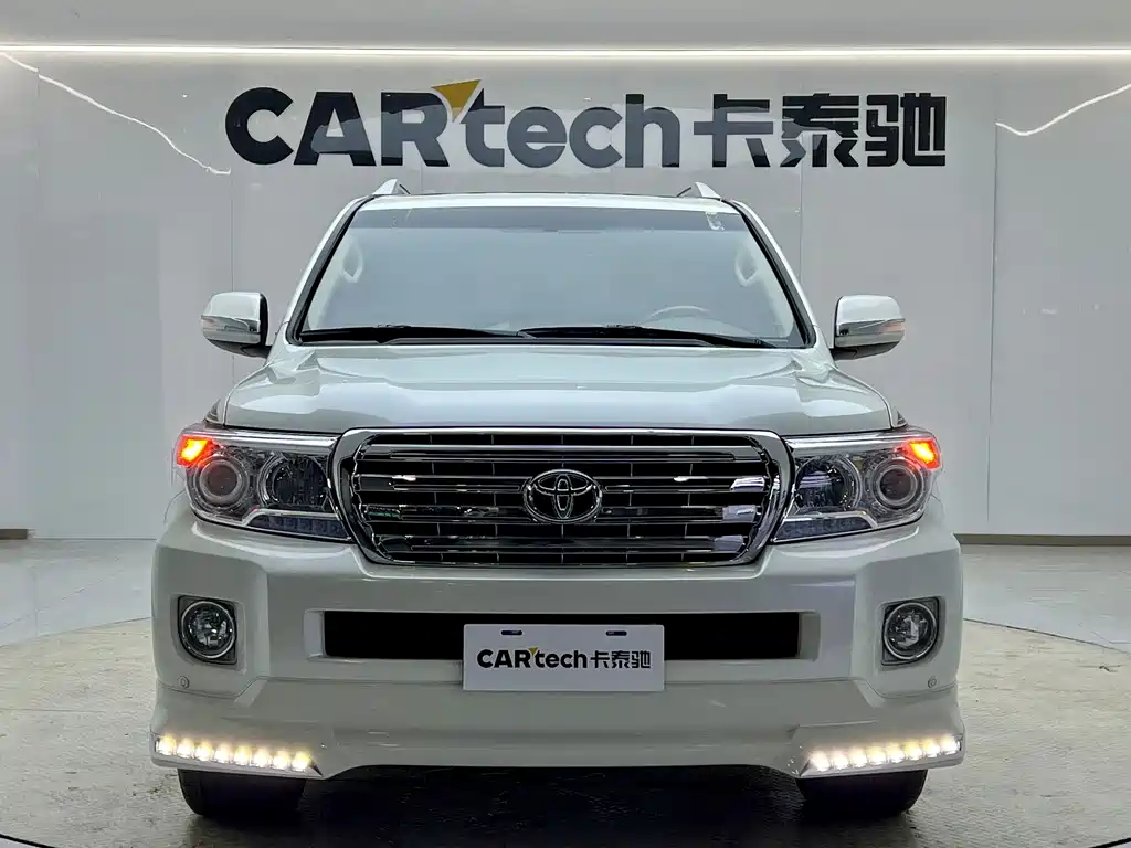 Toyota Land Cruiser — миниатюра 3