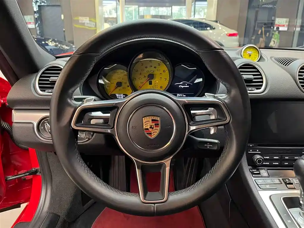 Porsche 718 2018 Cayman 2.0T