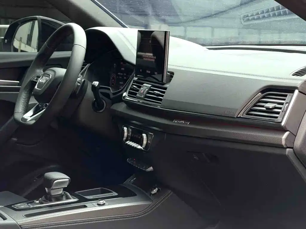 Audi Q5L — миниатюра 4