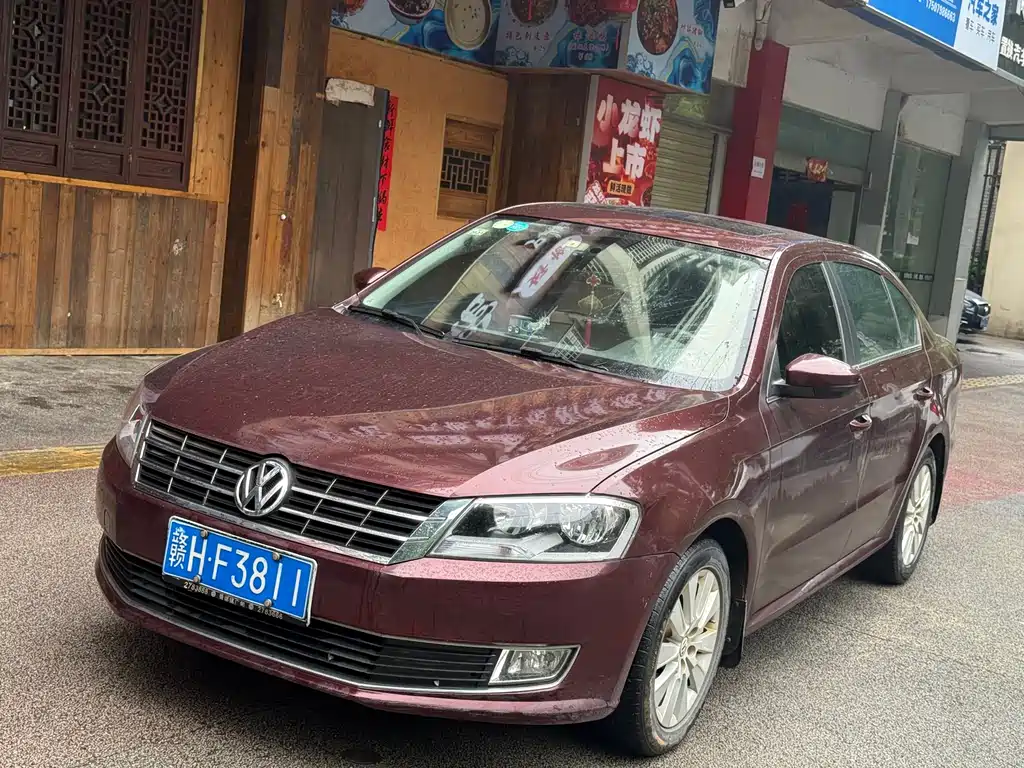Volkswagen Lavida 2015