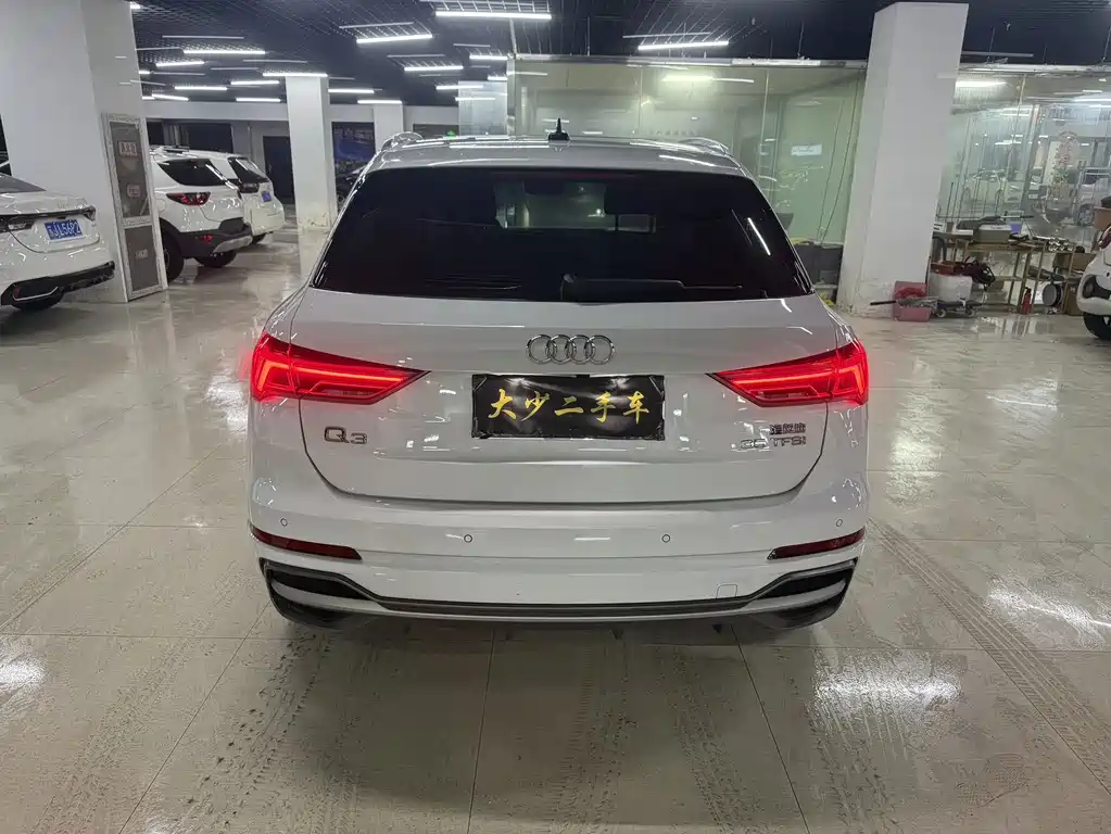 Audi Q3 — миниатюра 13