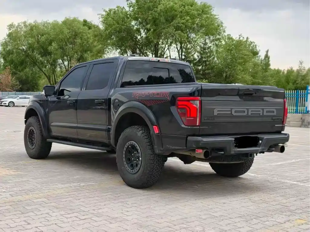 Ford F-150 2025 3.5T AT