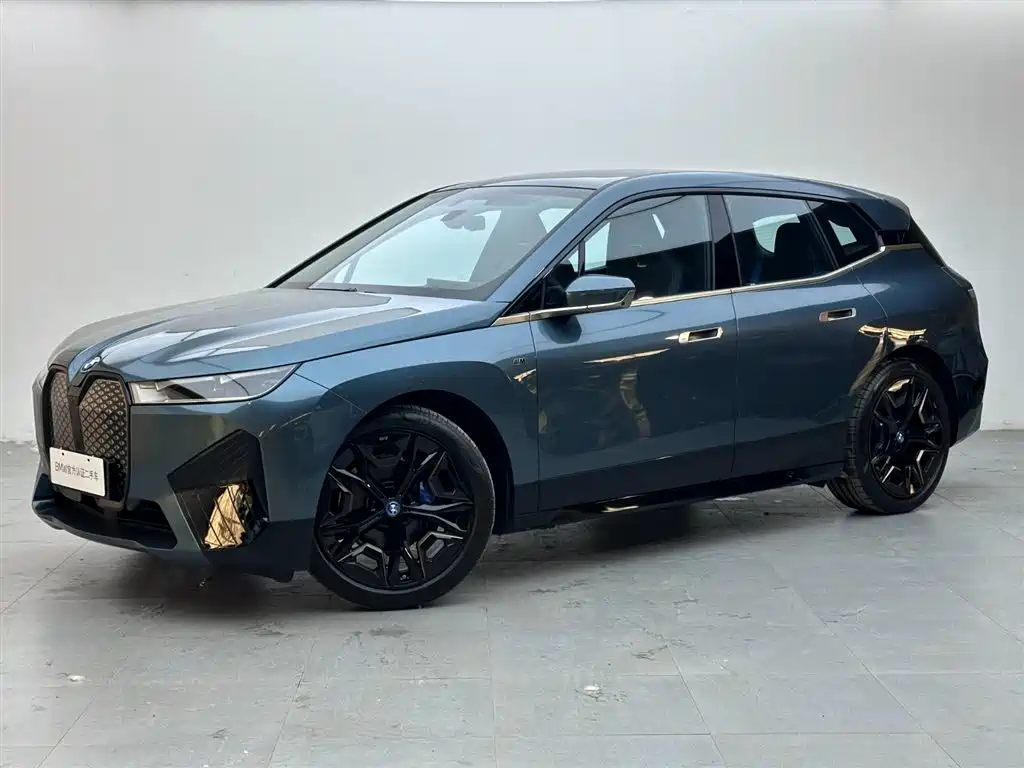 BMW 宝马iX M60 0