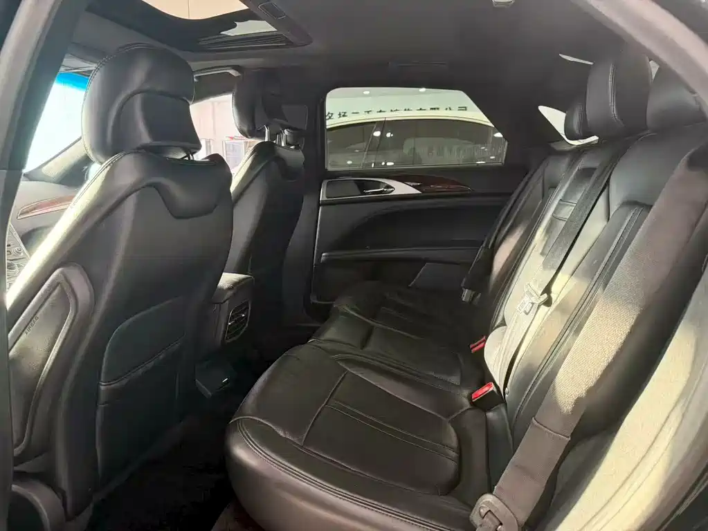 Lincoln MKZ 2017 2.0T