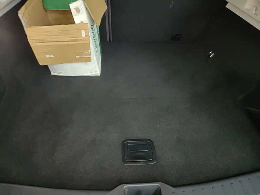 Leapmotor Leapmotor C11 — миниатюра 19