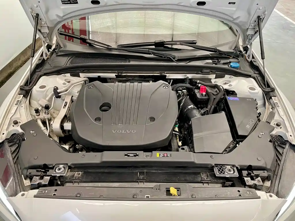 Volvo S60 — миниатюра 16
