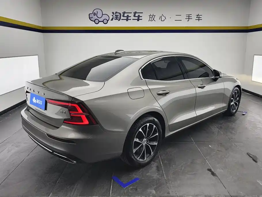 Volvo S60 — миниатюра 3