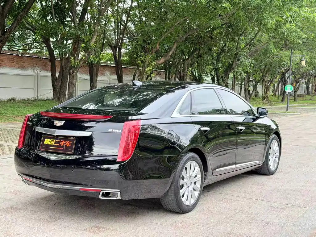 Cadillac XTS — миниатюра 8