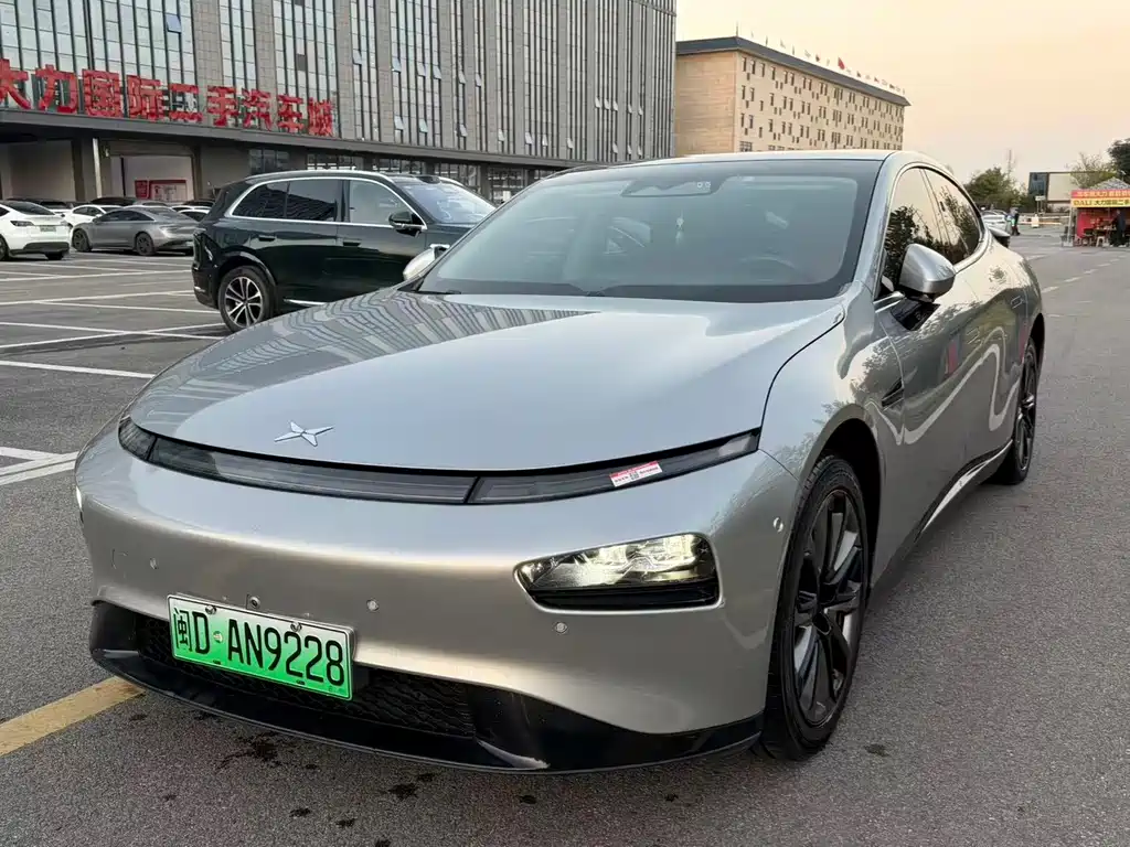 XPeng P7