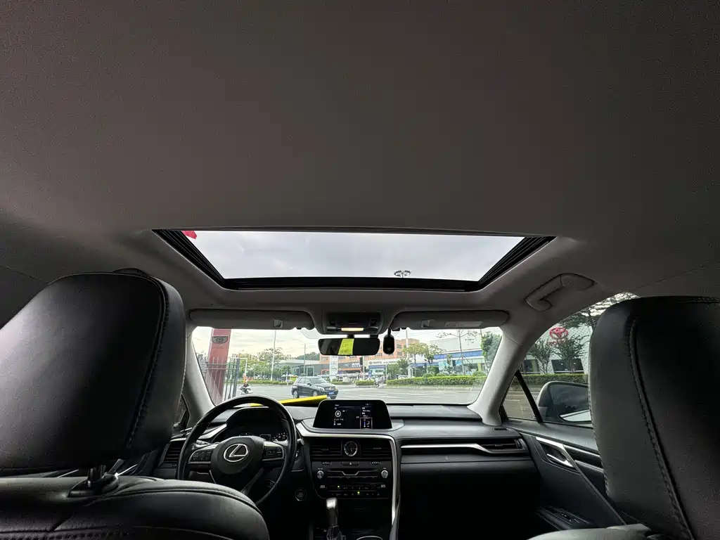 Lexus RX — миниатюра 13