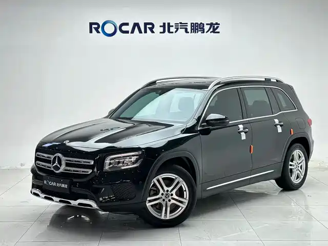 MERCEDES-BENZ GLB