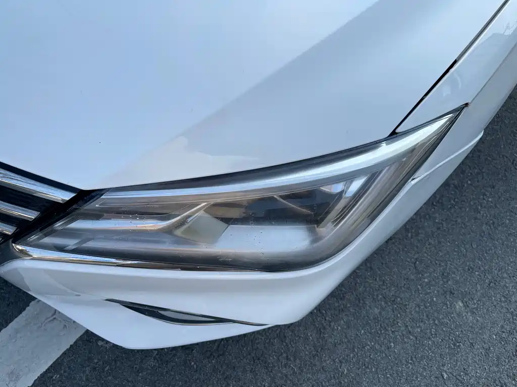 Roewe i5 — миниатюра 14