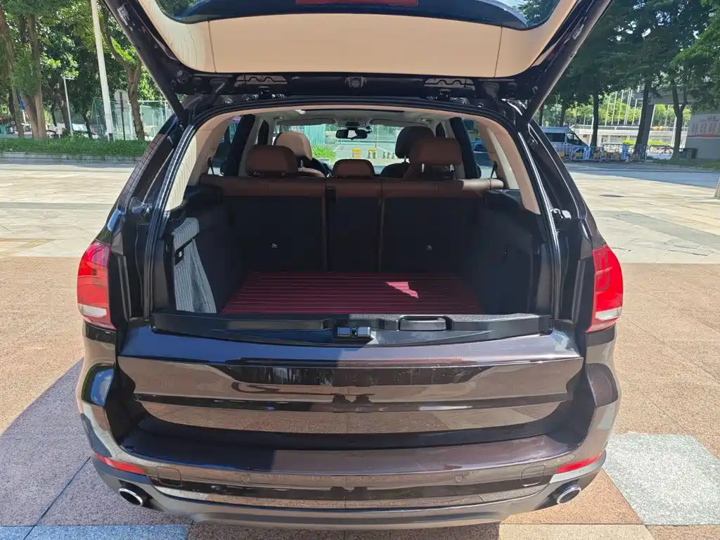BMW X5 (Import) — миниатюра 16