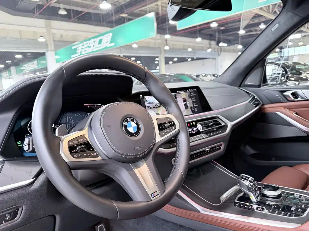 BMW X7 2022 xDrive40i Premium M Sport