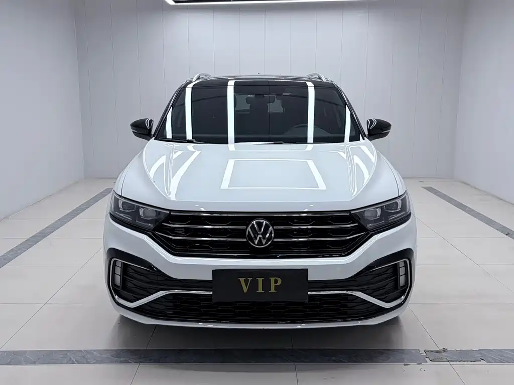Volkswagen T-Roc — миниатюра 2