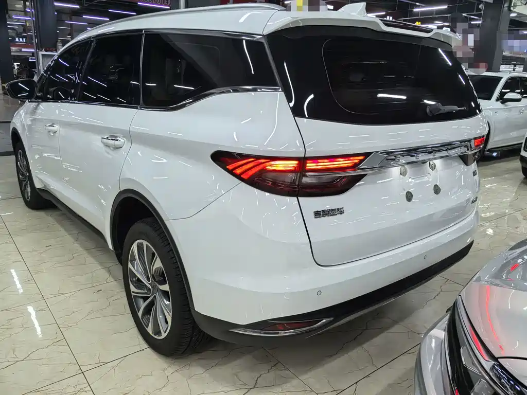 Geely Jia Ji — миниатюра 3