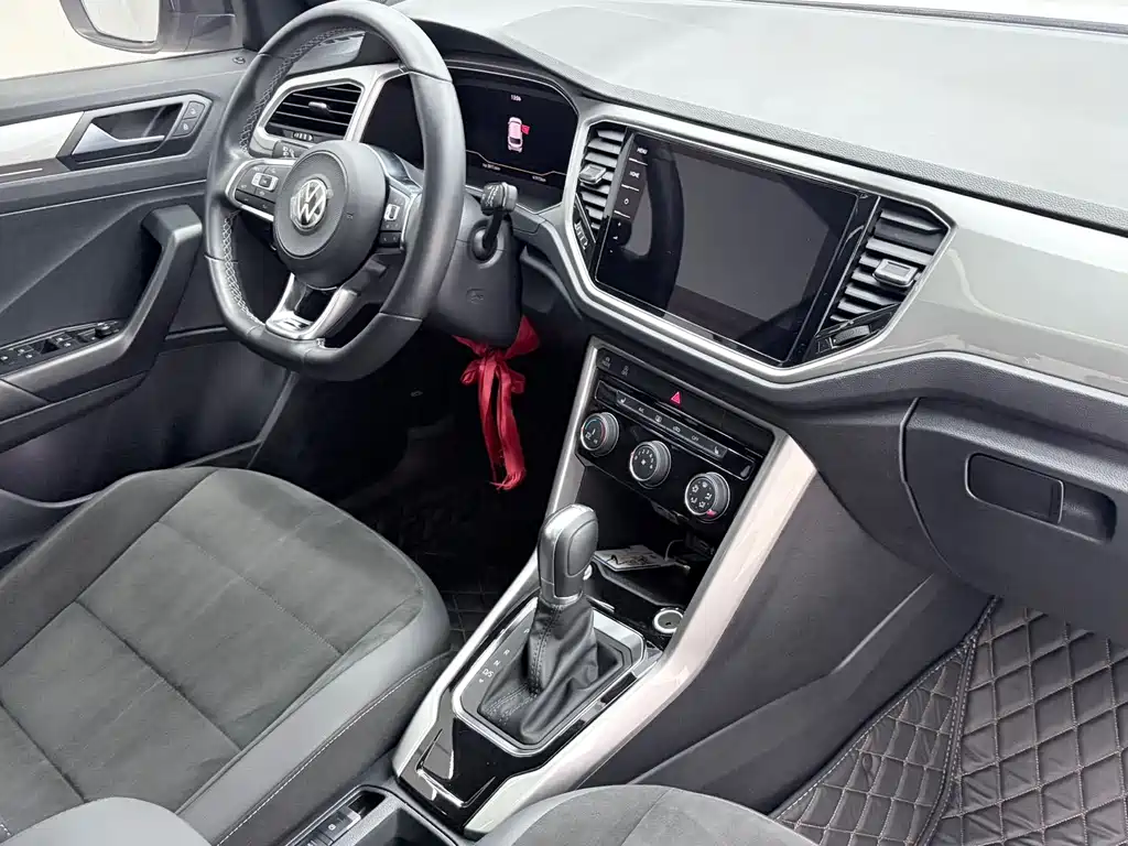 Volkswagen T-Roc — миниатюра 20