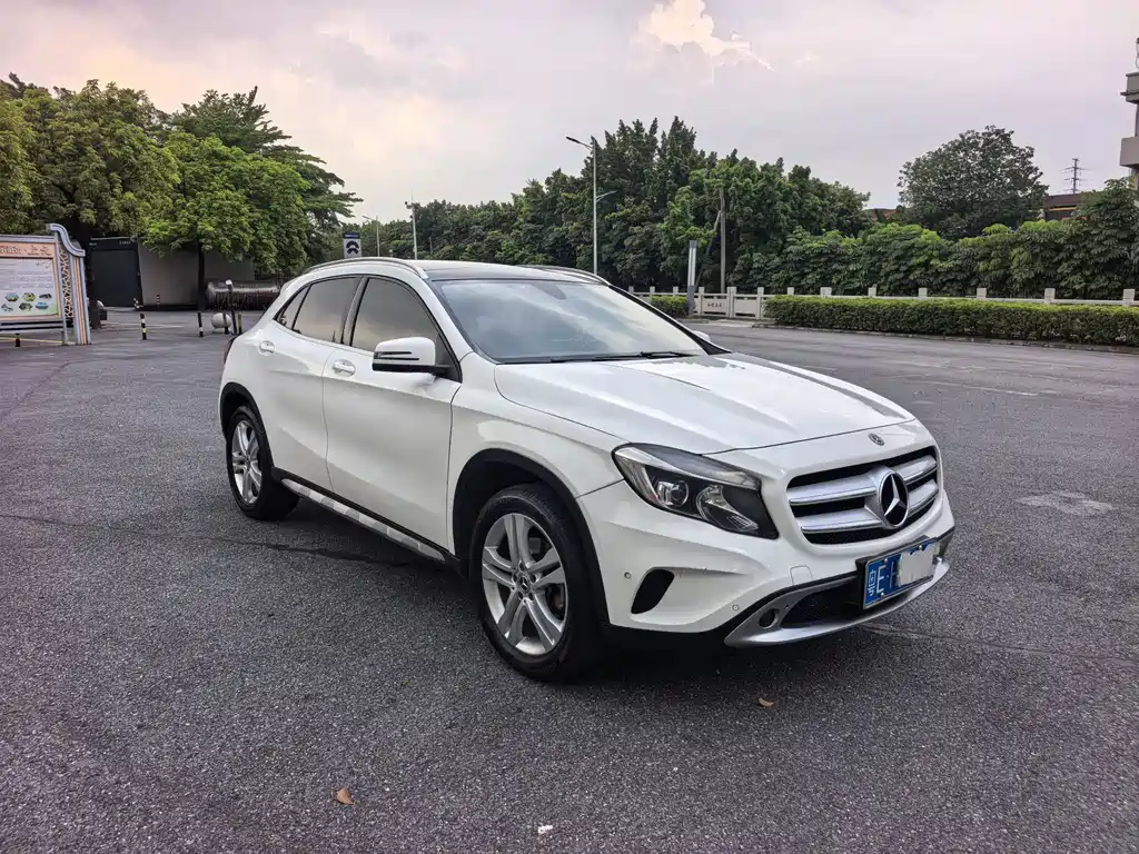 Mercedes-Benz GLA 2016 GLA 200