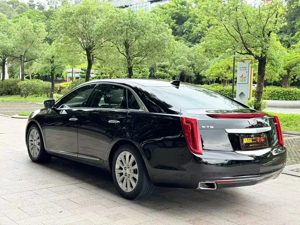 Cadillac XTS — миниатюра 10