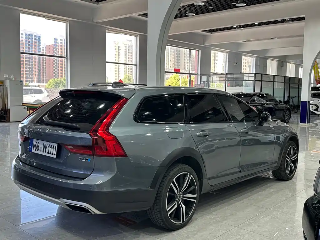 Volvo V90 2019 Cross Country T5 AWD VI