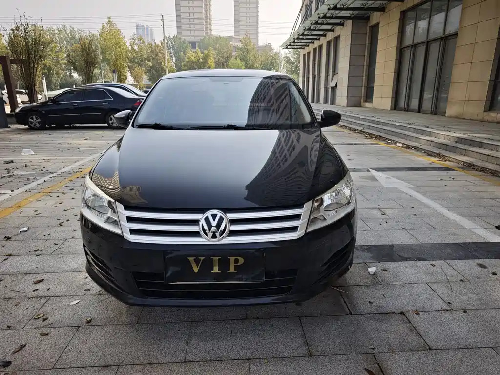 Volkswagen Santana — миниатюра 2